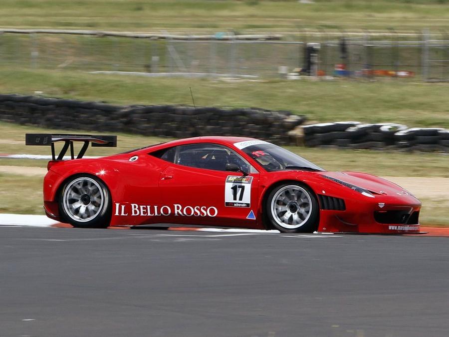  Ferrari 458 Italia GT3 2011 года  (фото 3 из 17)